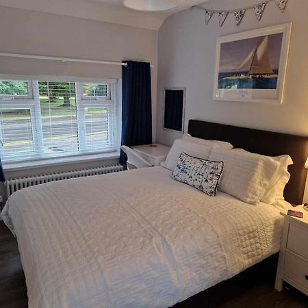Room On Heath Park Cardiff Bagian luar foto