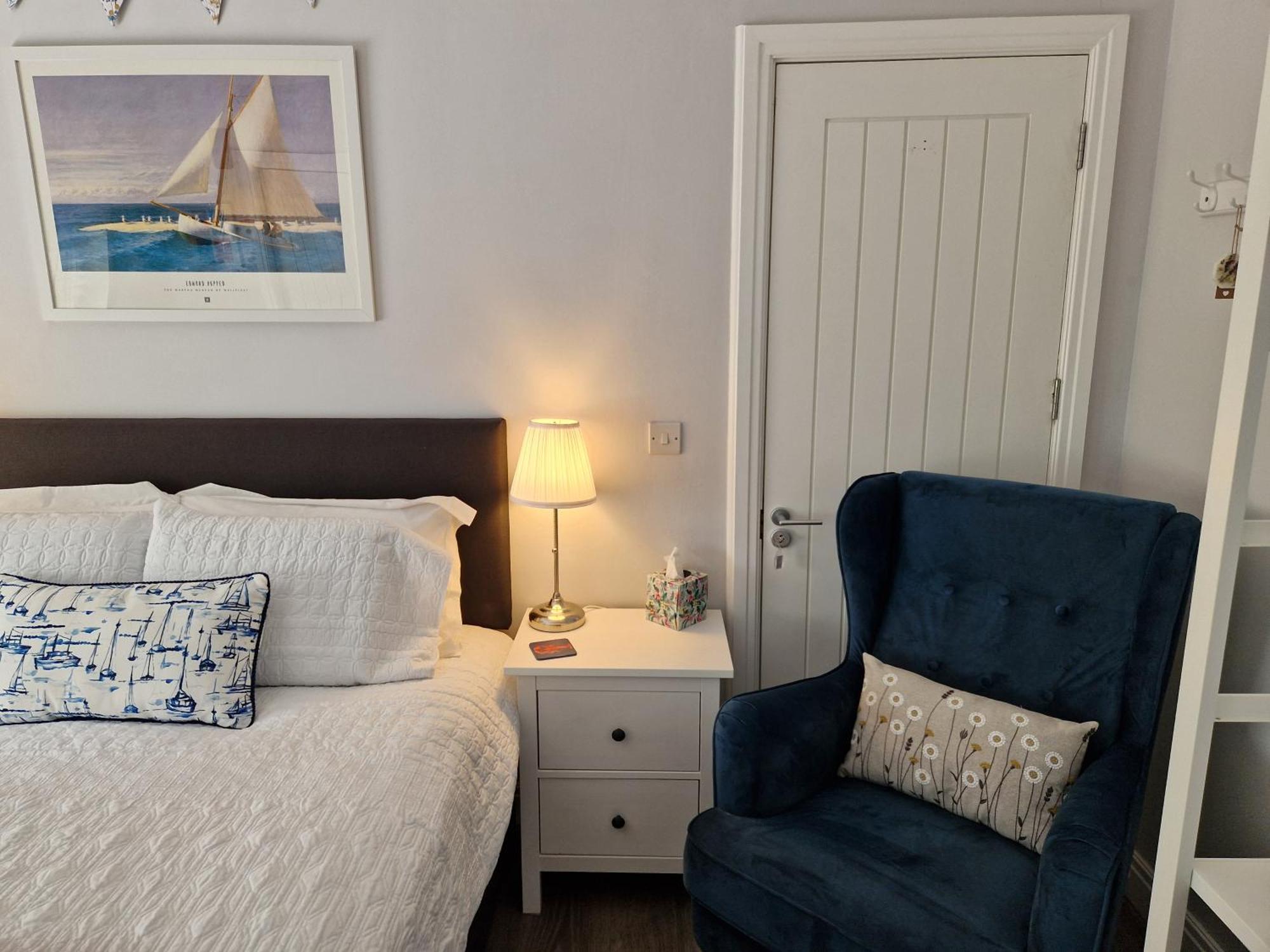 Room On Heath Park Cardiff Bagian luar foto
